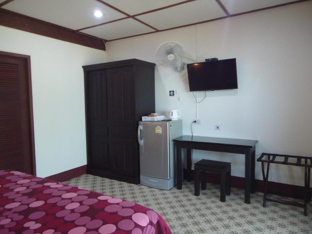 Sea Breeze House, Naiplao Beach Khanom Kültér fotó