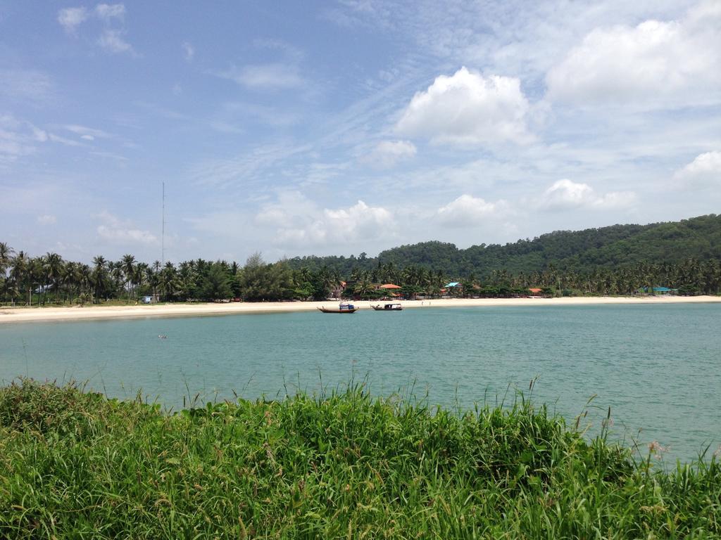 Sea Breeze House, Naiplao Beach Khanom Kültér fotó