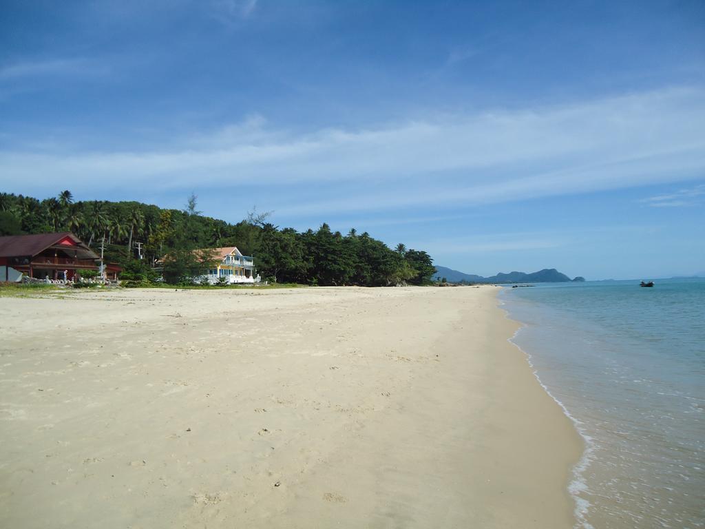 Sea Breeze House, Naiplao Beach Khanom Kültér fotó