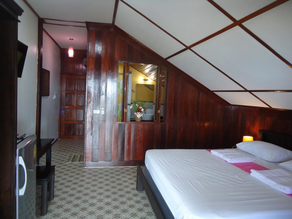 Sea Breeze House, Naiplao Beach Khanom Kültér fotó