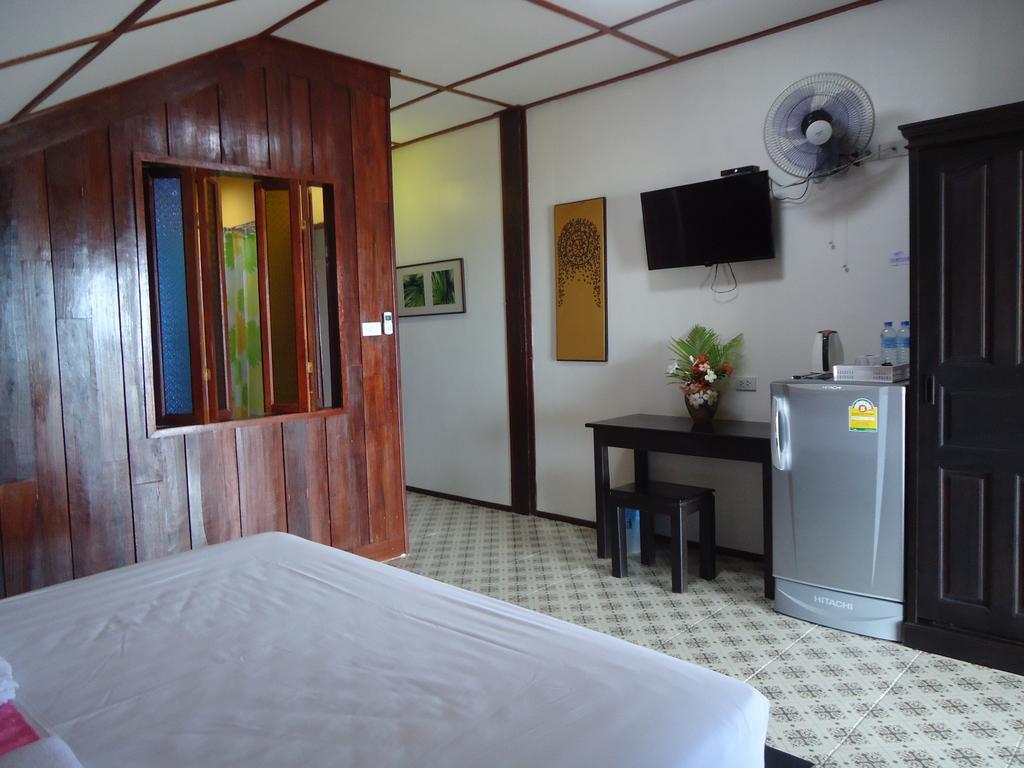 Sea Breeze House, Naiplao Beach Khanom Kültér fotó