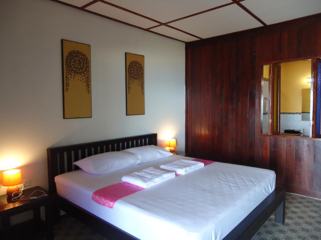 Sea Breeze House, Naiplao Beach Khanom Kültér fotó